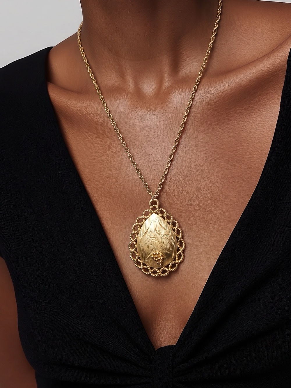 Golden Pendant Necklace Engraved Filigree Vintage Style Retro Boho Bohemian
